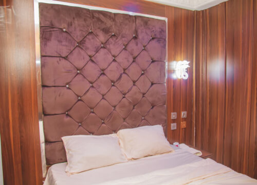 Suite IV